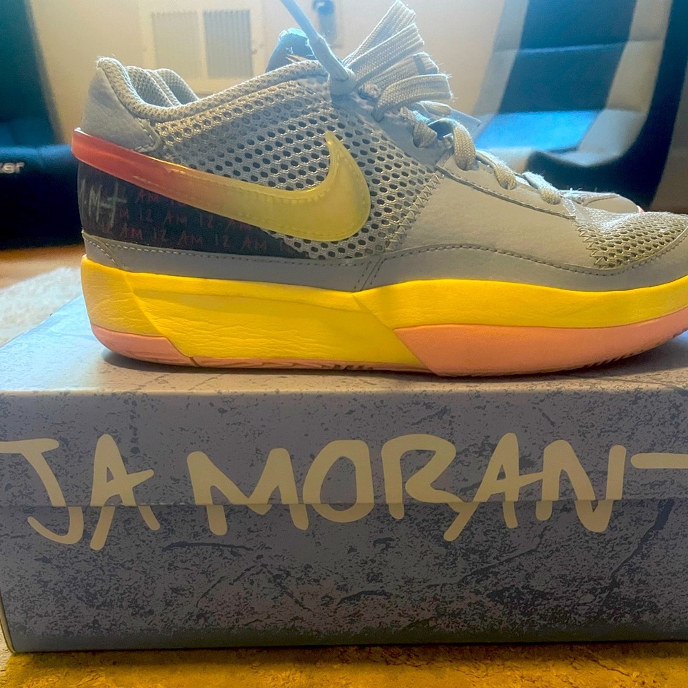 Nike Ja Morant GS Youth size 5